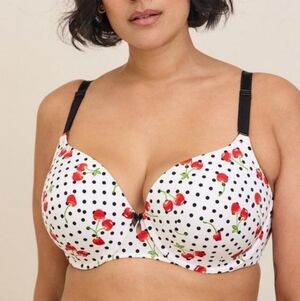 Torrid Perfect T Shirt Bra Bing Cherries White 50B Underwire Lightly Lined Print